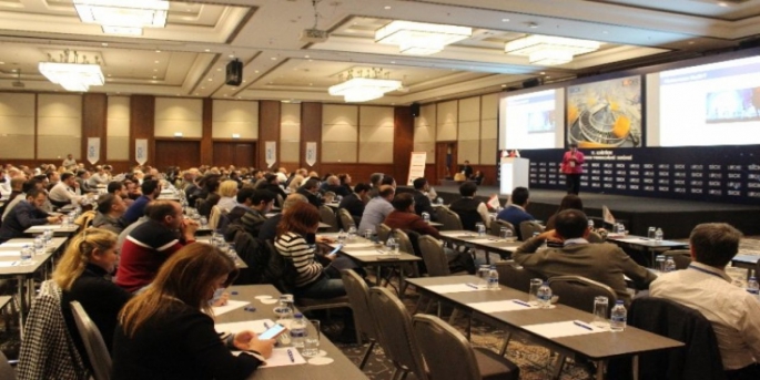 14 Aralık tarihinde gerçekleşen seminerde birbirinden renkli sunumlar yapıldı.