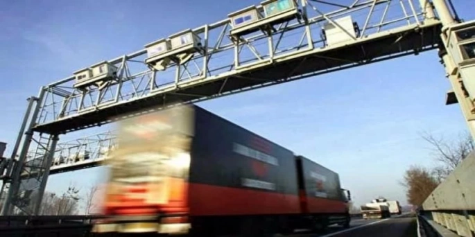 800 bin yabancı araç, otoyollardan kaçak geçti