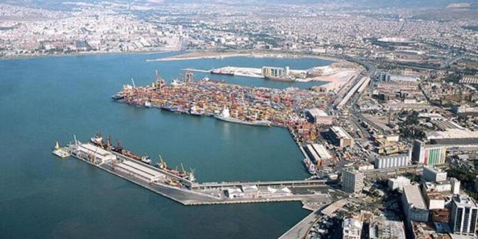 Aliağa limanlarından yapılan ihracat, geçen yılın aynı dönemine göre yüzde 46.6 artış göstererek 18 milyar 518 milyon dolar olarak gerçekleşti.