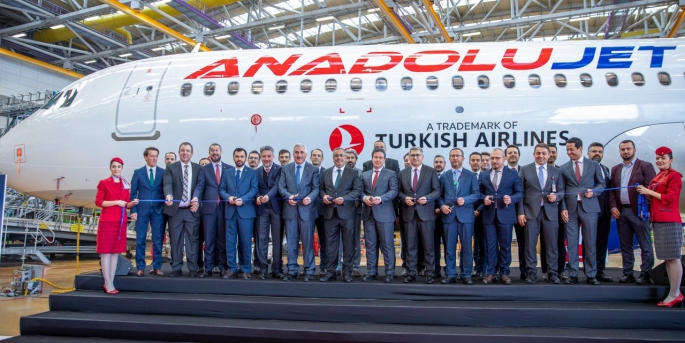 AnadoluJet, filosuna dahil ettiği 60’ncı uçağını düzenlediği özel bir törenle kutladı