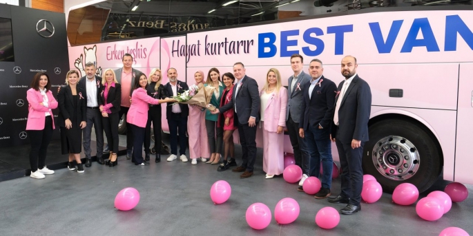 Best Van Turizm, filosuna yeni eklediği Mercedes-Benz Travego 16 2+1 ile meme kanseri ve erken tanı farkındalığına dikkat çekmeyi hedefliyor. 