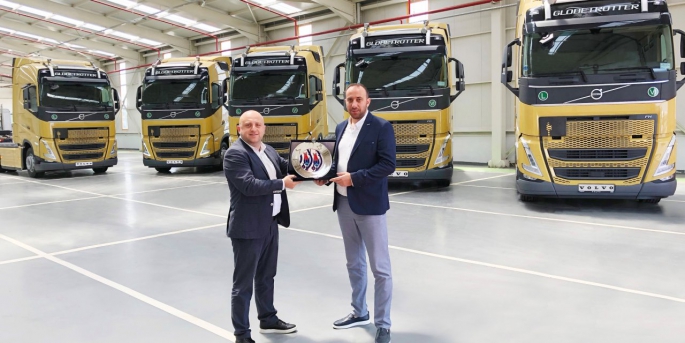 Beylik Orman Ürünleri, araç filosunu 15 adet Volvo FH 500 çekici ile genişletti.