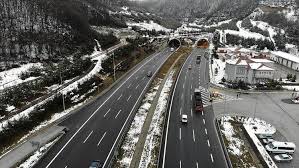 Bolu Dağı Tüneli’nden 2019’da yaklaşık 11,3 milyon araç geçti