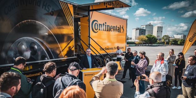 Continental Roadshow tırını 27 Ekim’e kadar Türkiye’deki müşterileri ve paydaşlarıyla buluşturuyor.