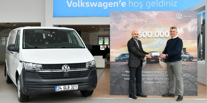 Doğuş Otomotiv’in distribütörlüğünü üstlendiği Volkswagen Ticari Araç, Türkiye pazarındaki 500 bininci satışa ulaşmanın gurur ve sevincini yaşıyor.