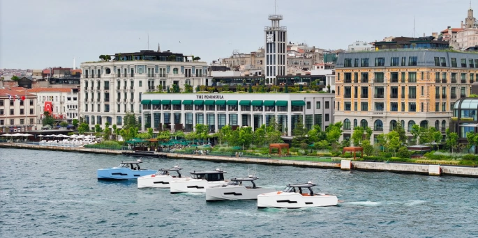Doğuş Otomotiv Servis ve Ticaret A.Ş, Riviera Australia Pty Limited ile distribütörlük anlaşması imzaladı.