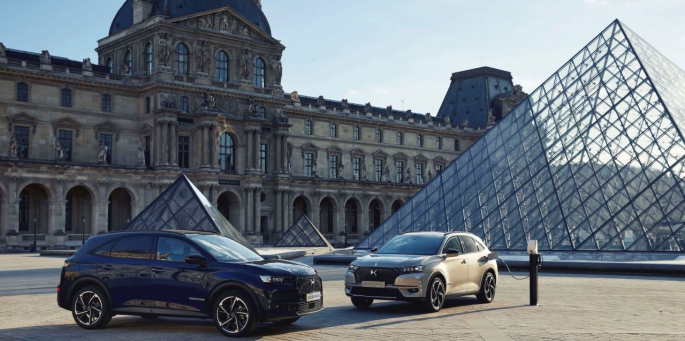 DS Automobiles, DS 7 CROSSBACK’in sınırlı üretim LOUVRE özel serisini yılın son çeyreğinde ülkemizde de satışa sunmaya hazırlanıyor.