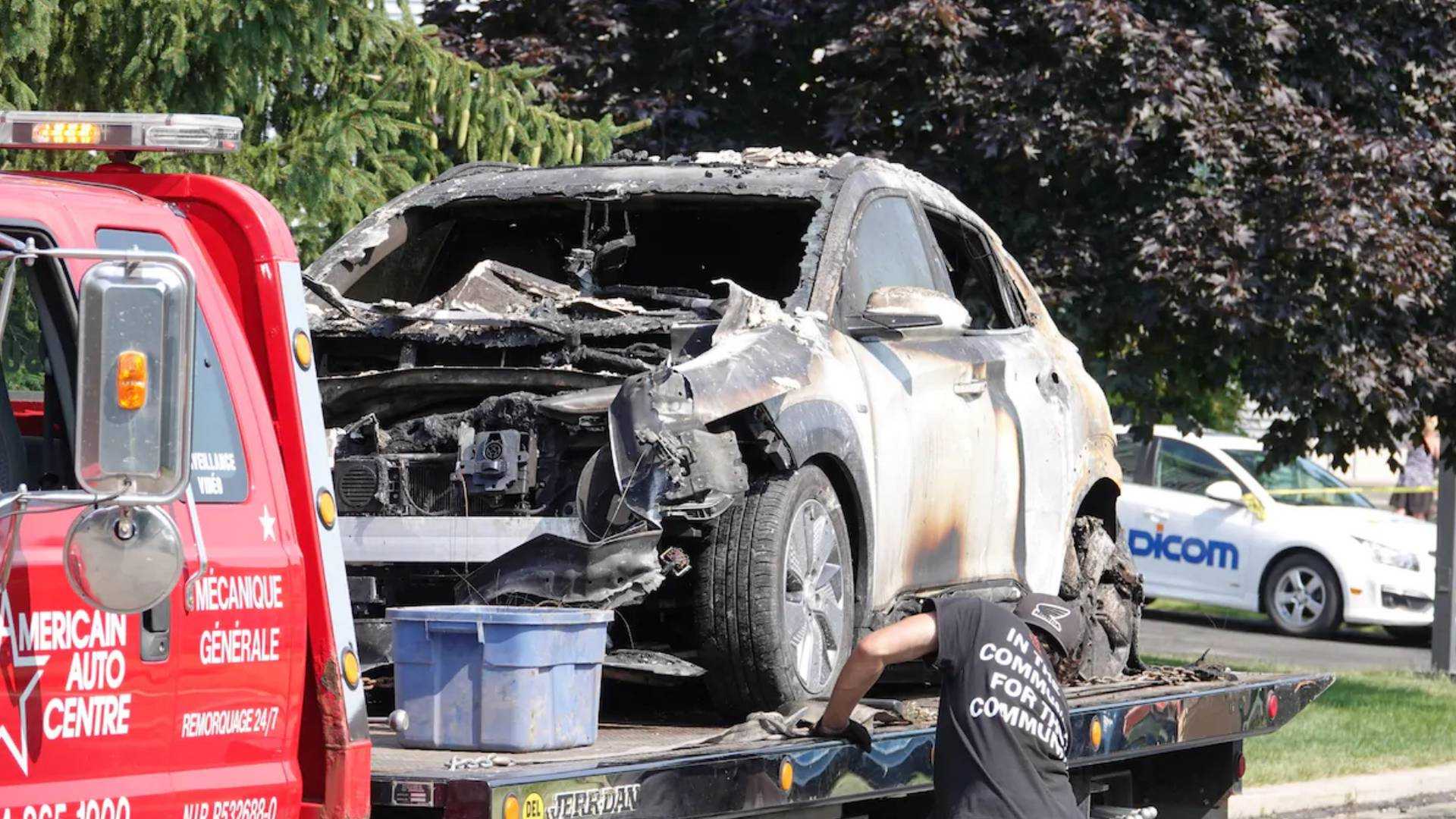 Elektrikli Hyundai Kona garajda patladı
