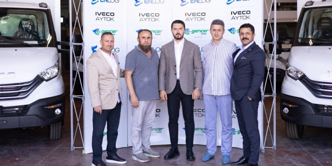 Gerçekleştirilen teslimat töreniyle birlikte 55 adet IVECO ticari araç ENLOG filosuna resmi olarak dahil edildi.