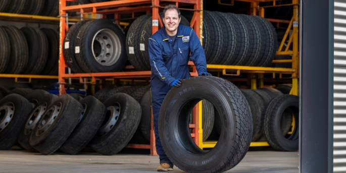 Goodyear, taşımacılık sektörü için lastikte kaplama uygulamasına dikkat çekiyor. 