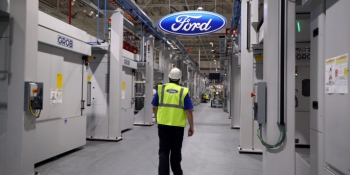 Ford, küresel çapta 3 bin kişiyi işten çıkaracağını duyurdu.