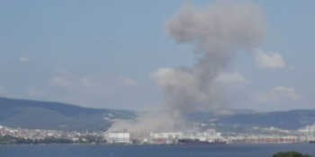 Kocaeli Derince Limanı'nda bulunan Toprak Mahsülleri Ofisi'ne ait silolarda patlama meydana geldi. 
