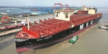 MSC, Çin’de inşa ettirdiği dünyanın en fazla konteyner taşıma kapasitesine sahip gemisine, cumhuriyetin ilan edilmesinin 100’üncü yılı anısına Türkiye adını verdi.