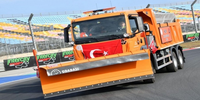 KGM, 25 adet MAN TGS 33.430 6x6 BB CH damperli, ön ve yan kar bıçaklı, tuz sericili kamyon satın aldı.