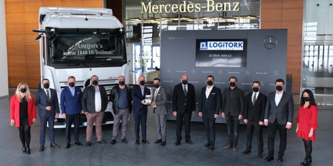 Mercedes-Benz, Logitork Lojistik’e 10 adet Actros 1848 LS teslimatı gerçekleştirdi.