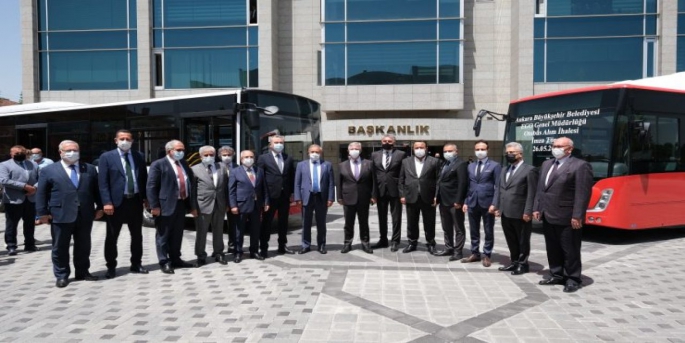 Mercedes-Benz Türk, Ankara Büyükşehir Belediyesi’ne toplam 273 adet otobüs teslim edecek.