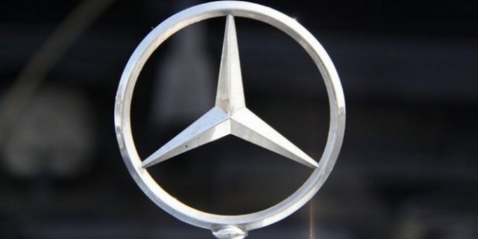 Mercedes,-Benz Türk, kurulduğu tarihten bu yana, yaklaşık 1.4 milyar Euro yatırıma imza attı.