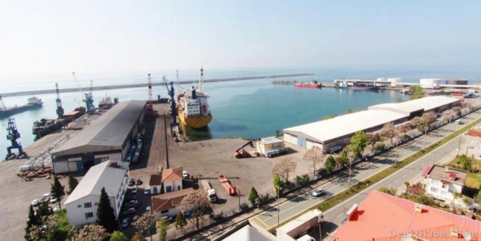 Mersin Taşucu Limanı'nın 40 yıl süreyle işletme hakkının devri ile liman geri sahasında yer alan sanayi tesis alanın satışına onay verildi.