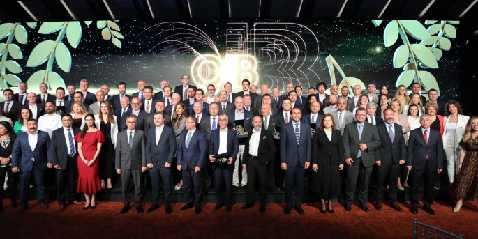 Otomotiv sektöründe en fazla ihracat yapan ilk 35 şirket arasında yer alan TEMSA, gümüş kategoride ödül aldı.