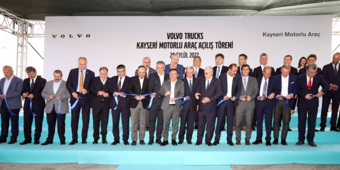 Özaltın Otomotiv, Türkiye’de kurulu en büyük satış ve satış sonrası yetkili Volvo Trucks tesisini hizmete açtı.