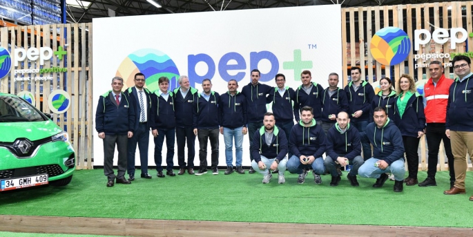 PepsiCo Türkiye 10 adet Renault Zoe ve 1 adet de Ford E-Transit yüzde 100 elektrikli aracı filosuna ekledi.