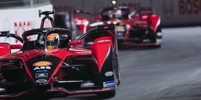 Şirket böylece ABB FIA Formula E Dünya Şampiyonası'na katılımının tam mülkiyetine sahip oldu.