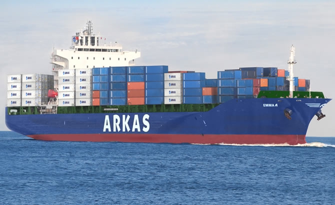 Şirket yakın zamanda MPC Container Ships'ten üç konteyner gemisi satın alarak TEU kapasitesini 4.374 artırdı.