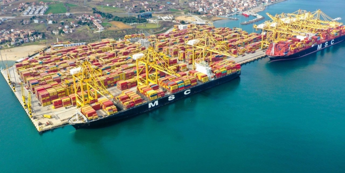 Son yıllarda çift haneli yükselen limanlardaki konteyner elleçleme miktarında, 2015'ten bu yana ilk kez yılsonunda daralma olacak.
