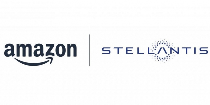Stellantis, Amazon iş birliği ile 2024 yılından itibaren STLA SmartCockpit için yazılım çözümleri oluşturacak.
