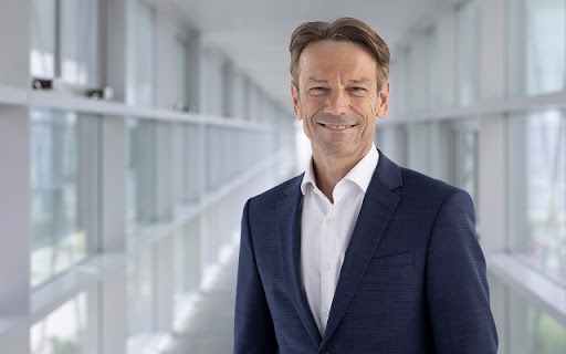 Stellantis grubundaki güçlü ve tek Alman markası olan Opel’e, Uwe Hochgeschurtz yeni CEO olarak atandı.