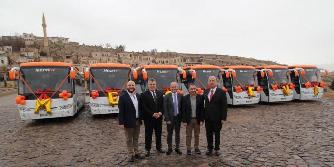 TEMSA, Mesnevi Turizm’e, Maraton model 15 yeni otobüs teslim etti. 