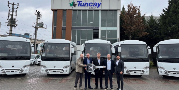 Temsa, Tuncay Seyahat’e 15 adet Prestij SX'in teslimatını gerçekleştirdi.