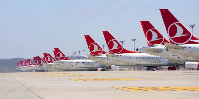 THY,  yaklaşık 600 yeni uçak siparişi vermek için Boeing BA.N ve Airbus AIR.PA ile görüşüyor.