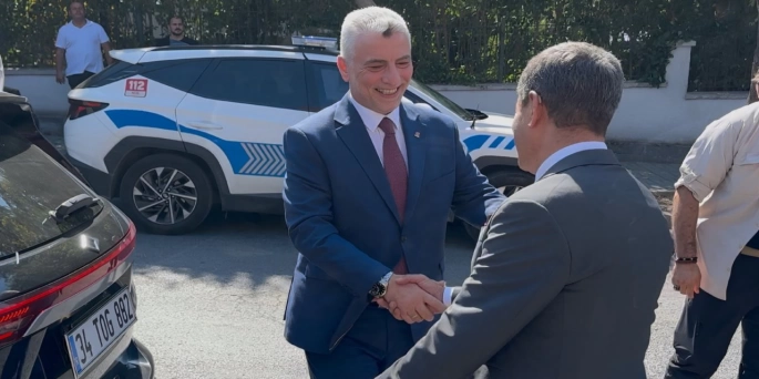 Ticaret Bakanı Prof. Dr. Ömer Bolat, UND'yi ziyaret ederek önemli açıklamalarda bulundu.