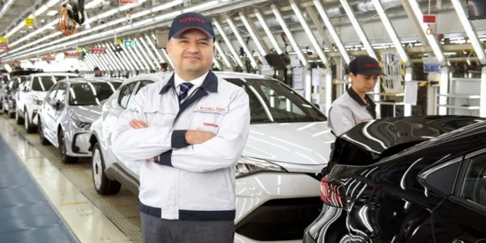 Toyota C-HR, dünyada ilk kez Toyota Otomobil Sanayi Türkiye tarafından Sakarya’da üretilecek.