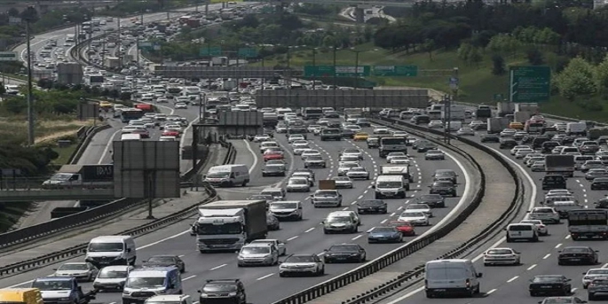 Trafik sigortası primlerine Eylül ayından geçerli olmak üzere yüzde 20 zam yapıldı. 