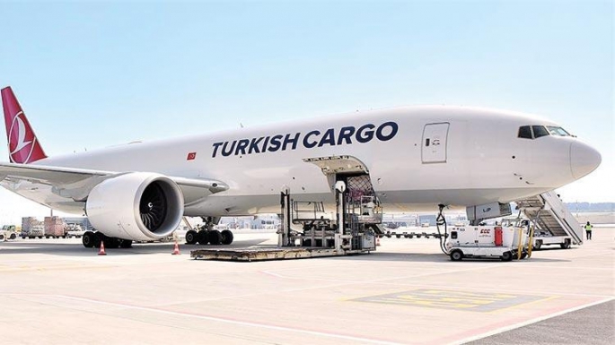 Turkish Cargo, kurduğu hava kargo köprüleriyle uçuş ağını güçlendirmeyi sürdürüyor.
