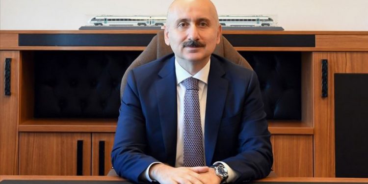 Ulaştırma ve Altyapı Bakanlığı görevine Adil Karaismailoğlu atandı