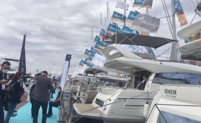 Uluslararası Deniz Araçları Ekipmanları ve Aksesuarları Fuarı (CNR Avrasya Boat Show Denizde), ziyaretçilerine kapılarını açtı.