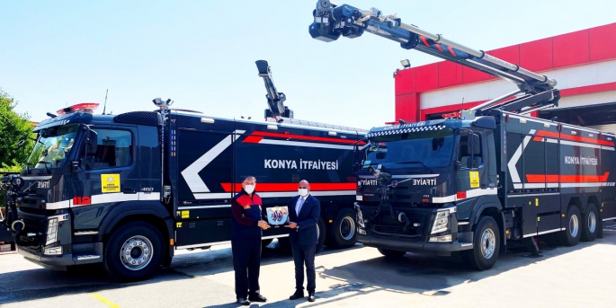 Volvo Trucks, Konya Büyükşehir Belediyesi İtfaiye Daire Başkanlığı’na 2 adet Volvo FM 460 6x4 satışı gerçekleştirdi.