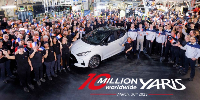 Yaris, tüm dünyada 10 milyonluk satış adedini aşmayı başardı.