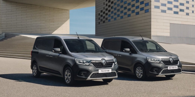 Yeni Renault Kangoo ürün ailesi, Yeni Kangoo E-Tech %100 Elektrikli ve Yeni Kangoo Van ile satışa sunuluyor.