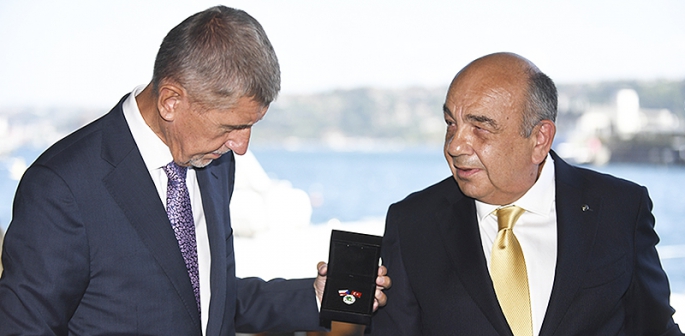 Yüce Auto Skoda Yönetim Kurulu Başkanı Ahmet Yüce’ye Çekya’dan büyük onur…