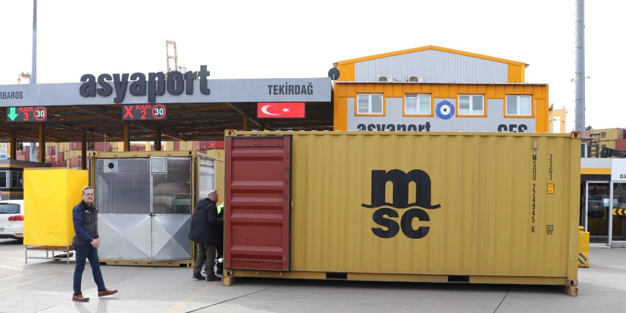 Asyaport’taki konteynerler 45 saniyede depremzedeye ev oluyor