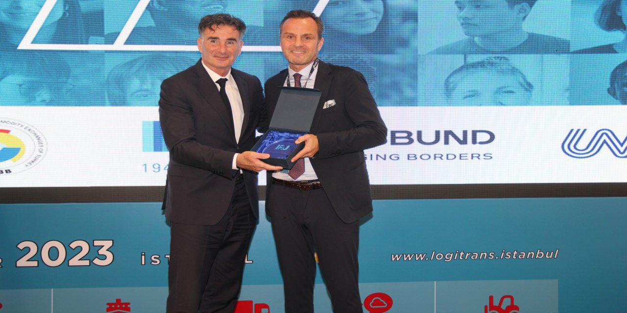 DFDS'e “Sektörün Geleceğine Yön Verenler” ödülü