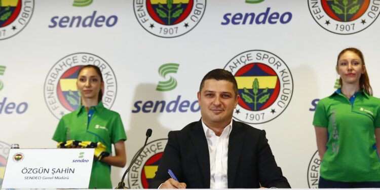 Sendeo, Fenerbahçe'nin resmi kargo taşıma sponsoru oldu